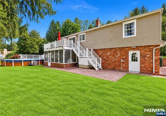 Photo 3 of Single family home for sale at 62 South St, Frelinghuysen, NJ 07821 | MLS# 26036884 | Listing updated on 2026-10-13