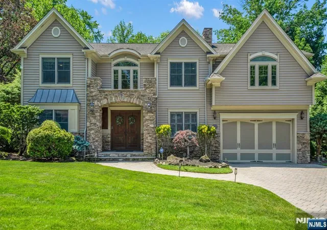 Photo 1 of Single family home for sale at 26 Devonshire Rd, Cresskill, NJ 07626 | MLS# 26037006 | Listing updated on 2026-10-13