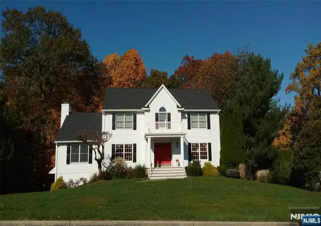 Photo 1 of Single family home for sale at 513 Lydia Ln, Wyckoff, NJ 07481 | MLS# 26037010 | Listing updated on 2026-10-13