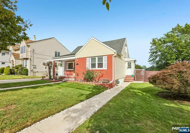 Photo 2 of Multi family home for sale at 30 Putnam St, Lodi, NJ 07644 | MLS# 26037156 | Listing updated on 2026-10-13