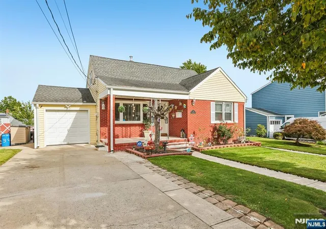 Photo 3 of Multi family home for sale at 30 Putnam St, Lodi, NJ 07644 | MLS# 26037156 | Listing updated on 2026-10-13