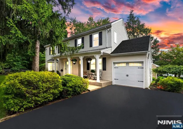 Single family home for sale at 410 Chestnut St, Paramus, NJ 07652 | MLS# 26037197