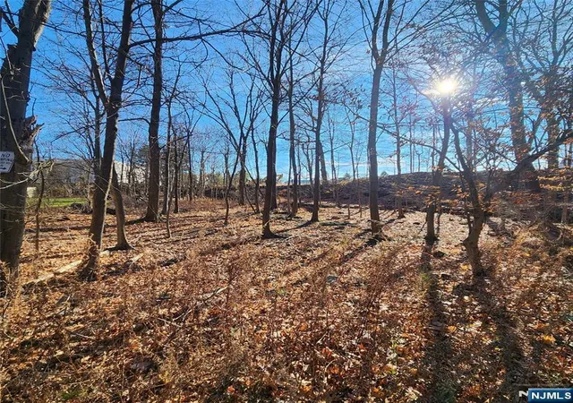 Photo 1 of Sale Pending at 16 Gardiner St, Mahwah, NJ 07430 | MLS# 26037202 | Listing updated on 2026-10-02