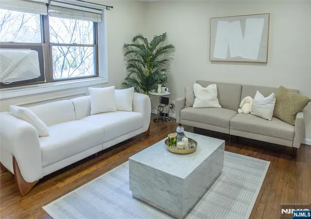 Photo 2 of Condo for sale at 3060 Edwin Ave #2C, Fort Lee, NJ 07024 | MLS# 26037294 | Listing updated on 2026-10-05