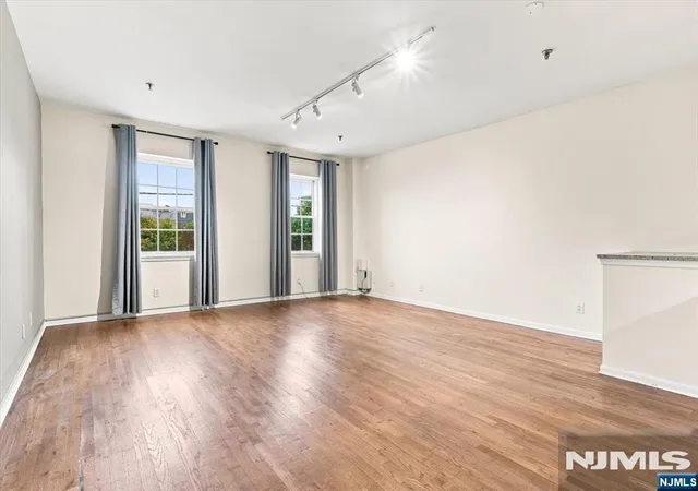 Photo 2 of Condo for sale at 227 Columbus Dr #214b, Jersey City, NJ 07302 | MLS# 26037338 | Listing updated on 2026-10-15
