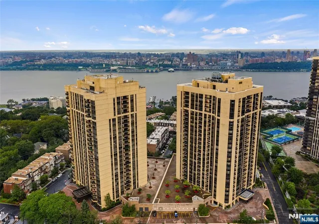 Photo 1 of Condo for sale at 800 Palisade Ave #807, Fort Lee, NJ 07024 | MLS# 26037345 | Listing updated on 2026-10-05