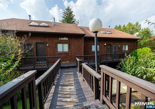 Photo 2 of Townhouse for sale at 7 Sugar Loaf #5, Vernon, NJ 07462 | MLS# 26037450 | Listing updated on 2026-10-13