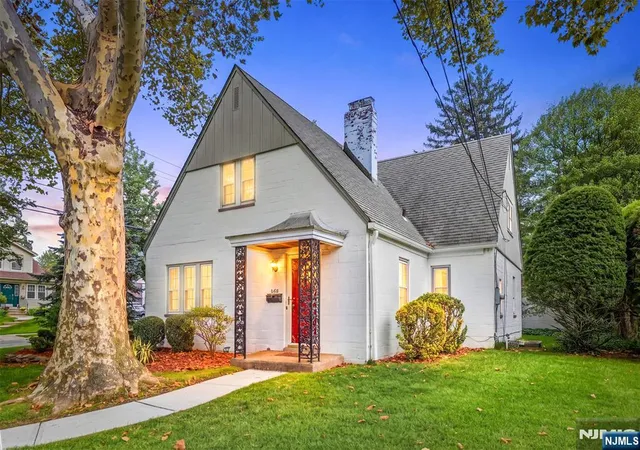 Photo 1 of Single family home for sale at 688 Bogert Rd, River Edge, NJ 07661 | MLS# 26037585 | Listing updated on 2026-10-15