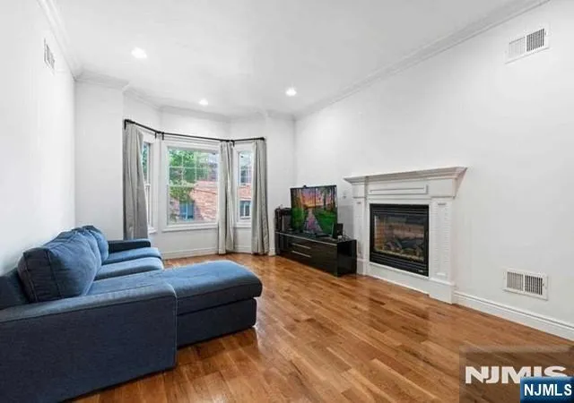 Photo 4 of Townhouse for sale at 431 Aurora Ave #A, Cliffside Park, NJ 07010 | MLS# 26037611 | Listing updated on 2026-10-29