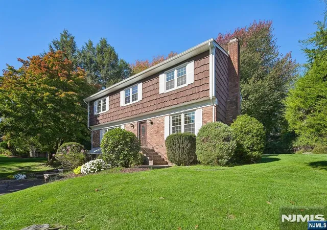 Photo 1 of Single family home for sale at 42 Collins Ave, Ramsey, NJ 07446 | MLS# 26037770 | Listing updated on 2026-10-23