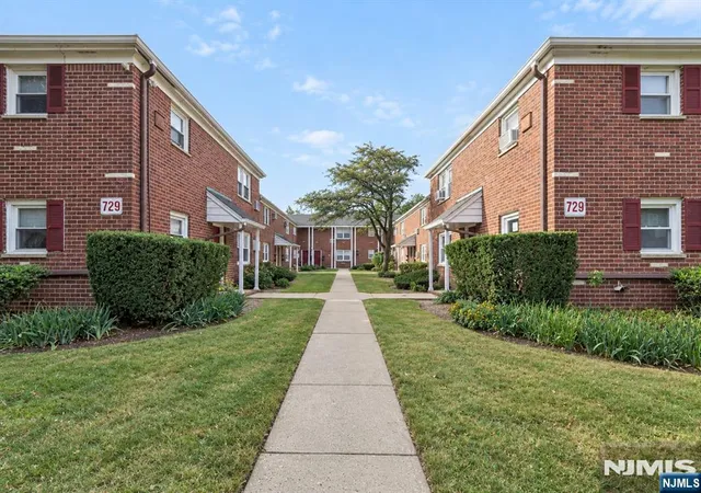 Photo 3 of Condo for sale at 729 Broad Ave #1, Ridgefield, NJ 07657 | MLS# 26037806 | Listing updated on 2026-10-16