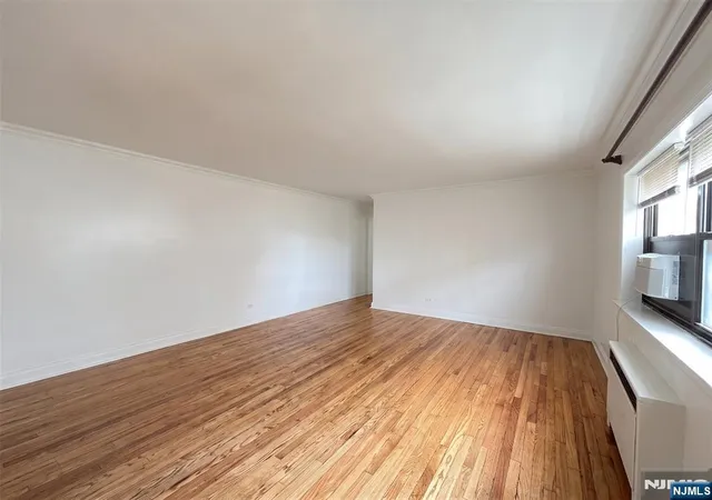 Photo 3 of Condo for sale at 3081 Edwin Ave #1A, Fort Lee, NJ 07024 | MLS# 26037816 | Listing updated on 2026-10-06