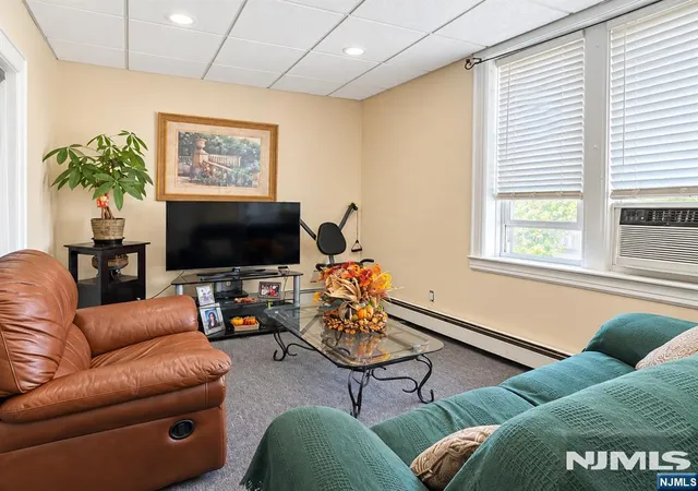 Photo 3 of House for sale at 404 Broad Ave, Palisades Park, NJ 07650 | MLS# 26038010 | Listing updated on 2026-10-09