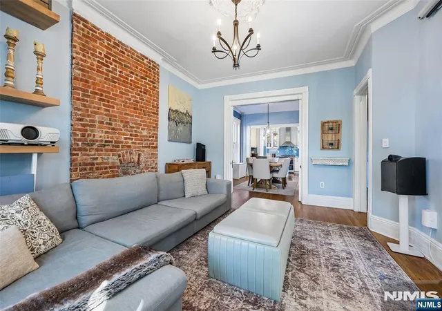 Photo 3 of Condo for sale at 232 Montgomery St #3, Jersey City, NJ 07302 | MLS# 26038089 | Listing updated on 2026-10-11