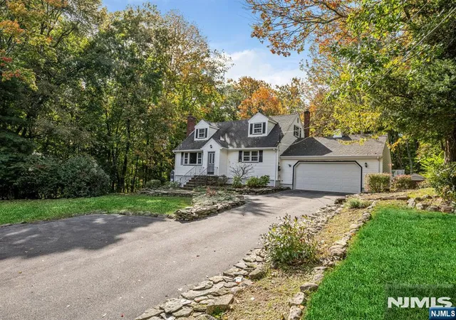 Photo 3 of Single family home for sale at 13 Holiday Ln, West Milford, NJ 07480 | MLS# 26038177 | Listing updated on 2026-10-13