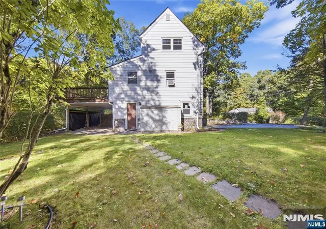 Photo 3 of Single family home for sale at 27 Hewitt Rd, West Milford, NJ 07421 | MLS# 26038247 | Listing updated on 2026-10-13