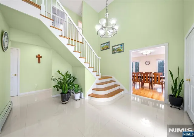 Photo 3 of Single family home for sale at 2 June Ct, River Edge, NJ 07661 | MLS# 26038345 | Listing updated on 2026-10-13