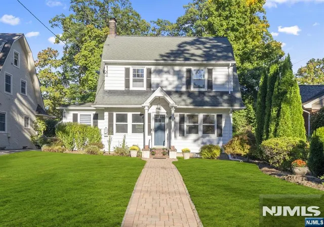 Single family home for sale at 123 Glen Ave, Glen Rock, NJ 07452 | MLS# 26038402