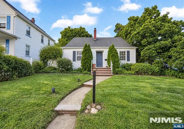 Photo 1 of Single family home for sale at 151 Washington St, Lodi, NJ 07644 | MLS# 26038409 | Listing updated on 2026-10-20
