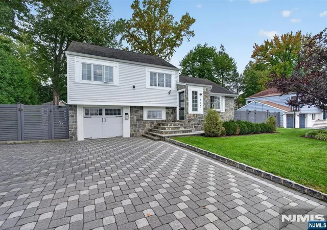 Photo 3 of Sale Pending at 125 Druid Ave, Dumont, NJ 07628 | MLS# 26038502 | Listing updated on 2026-10-22