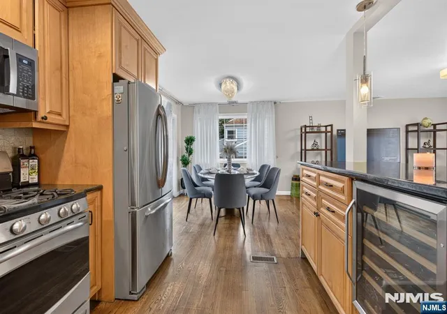Photo 4 of Sale Pending at 125 Druid Ave, Dumont, NJ 07628 | MLS# 26038502 | Listing updated on 2026-10-22