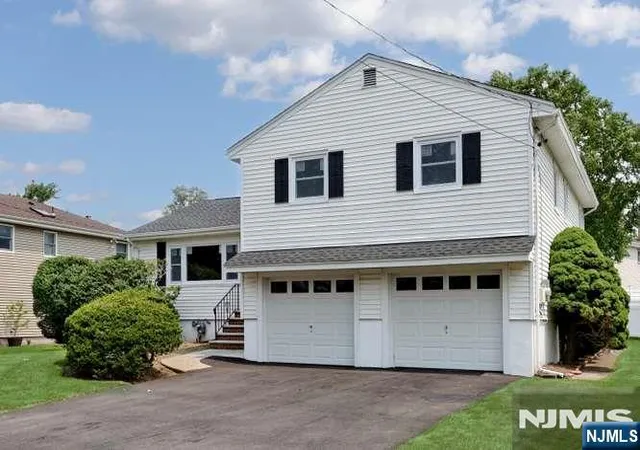 Photo 31 of Single family home for sale at 7-32 Richard St, Fair Lawn, NJ 07410 | MLS# 26038593 | Listing updated on 2026-10-14