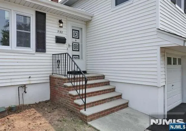 Photo 3 of Single family home for sale at 7-32 Richard St, Fair Lawn, NJ 07410 | MLS# 26038593 | Listing updated on 2026-10-14