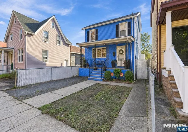 Photo 2 of Single family home for sale at 74 Union St, Hackensack, NJ 07601 | MLS# 26038747 | Listing updated on 2026-10-14