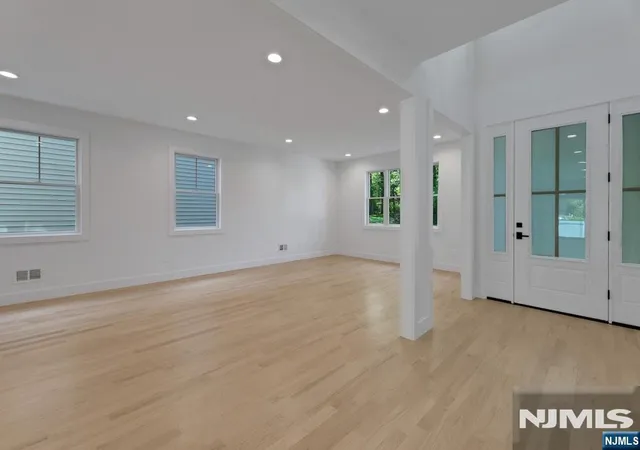 Photo 4 of Single family home for sale at 103 Hallberg Ave, Bergenfield, NJ 07621 | MLS# 26038945 | Listing updated on 2026-10-14
