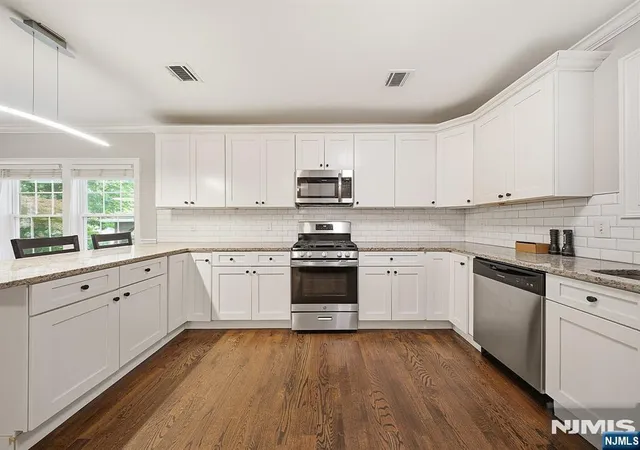 Photo 4 of Single family home for sale at 102 Large Ave, Hillsdale, NJ 07642 | MLS# 26038962 | Listing updated on 2026-10-17