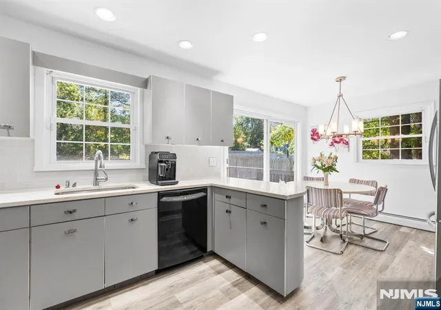 Photo 4 of Single family home for sale at 238 Saint Cloud Ave, West Orange, NJ 07052 | MLS# 26039023 | Listing updated on 2026-10-18