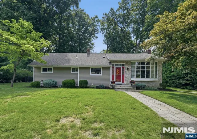 Photo 1 of Sale Pending at 105 Winthrop Rd, Hillsdale, NJ 07642 | MLS# 26039122 | Listing updated on 2026-10-17