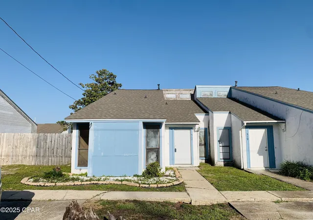 Townhouse for sale at 517 S Hwy 22 A, Panama City, FL 32404 | MLS# 771562