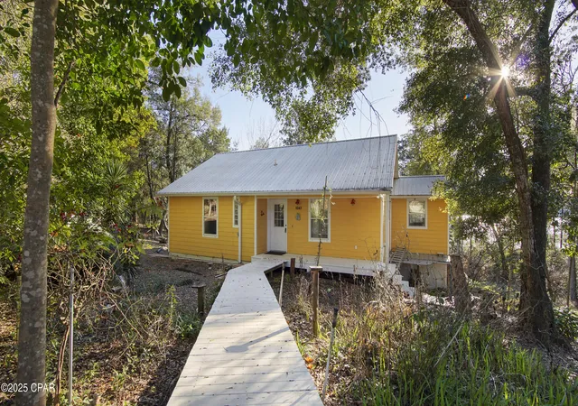 Single family home for sale at 3243 Quail Ridge Dr, Chipley, FL 32428 | MLS# 760587