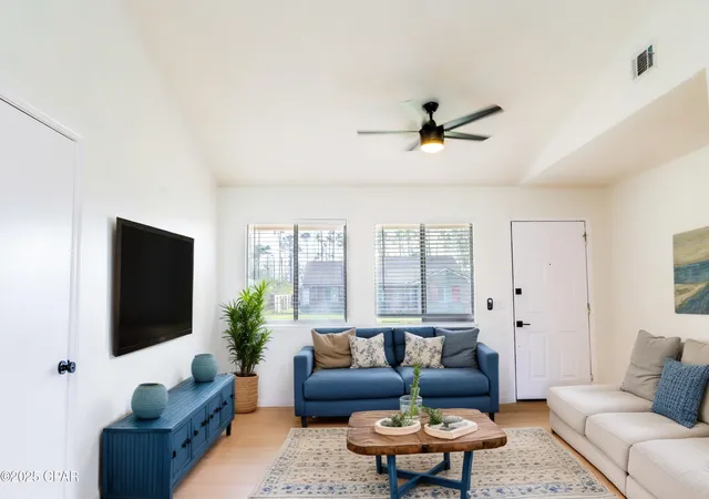 Photo 2 of Single family home for sale at 206 Acme Ln, Lynn Haven, FL 32444 | MLS# 773113 | Listing updated on 2026-09-27