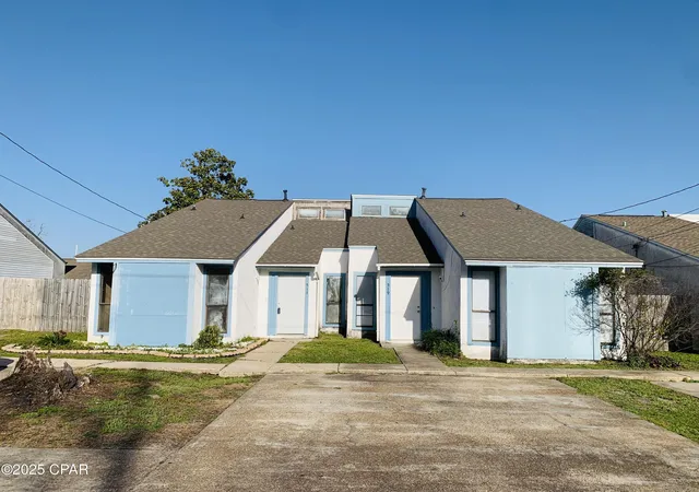 Photo 1 of Townhouse for sale at 519 S Hwy 22 A, Panama City, FL 32404 | MLS# 771563 | Listing updated on 2026-09-15