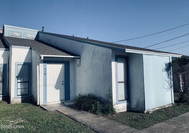 Photo 2 of Townhouse for sale at 519 S Hwy 22 A, Panama City, FL 32404 | MLS# 771563 | Listing updated on 2026-09-15