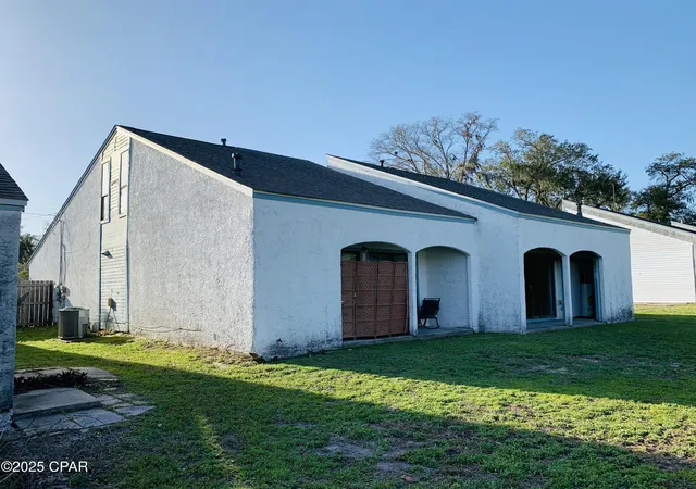 Photo 3 of Townhouse for sale at 519 S Hwy 22 A, Panama City, FL 32404 | MLS# 771563 | Listing updated on 2026-09-15