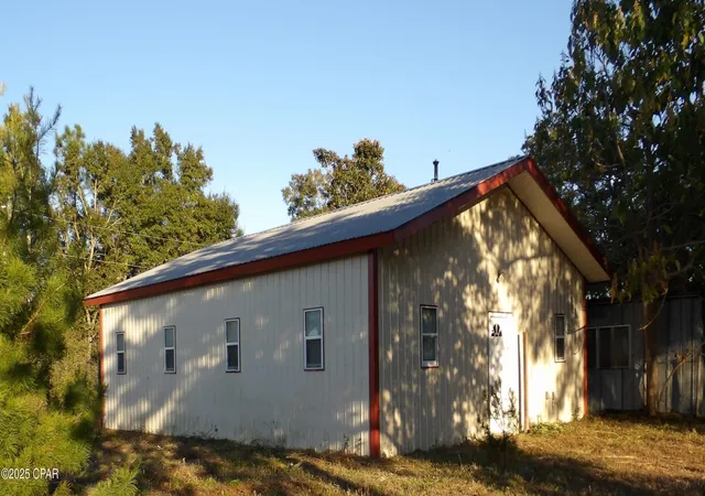 Photo 3 of Single family home for sale at 5491 Hwy 77, Chipley, FL 32428 | MLS# 777342 | Listing updated on 2026-09-14