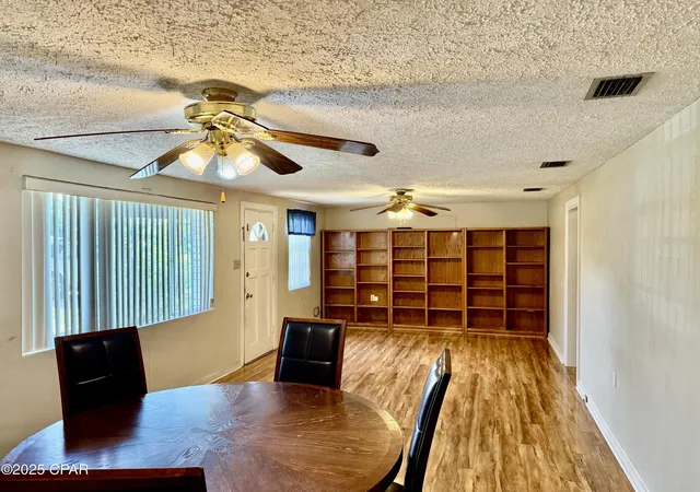 Photo 3 of Sale Pending at 4908 Meadow St, Panama City, FL 32404 | MLS# 777353 | Listing updated on 2026-08-04