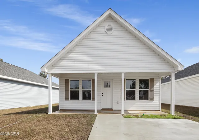 Photo 1 of Single family home for sale at 1142 Mulberry Ave, Panama City, FL 32401 | MLS# 776354 | Listing updated on 2026-08-27