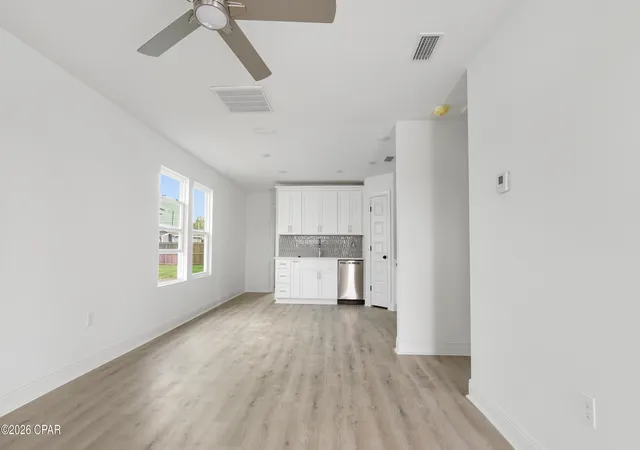 Photo 4 of Single family home for sale at 1142 Mulberry Ave, Panama City, FL 32401 | MLS# 776354 | Listing updated on 2026-08-27