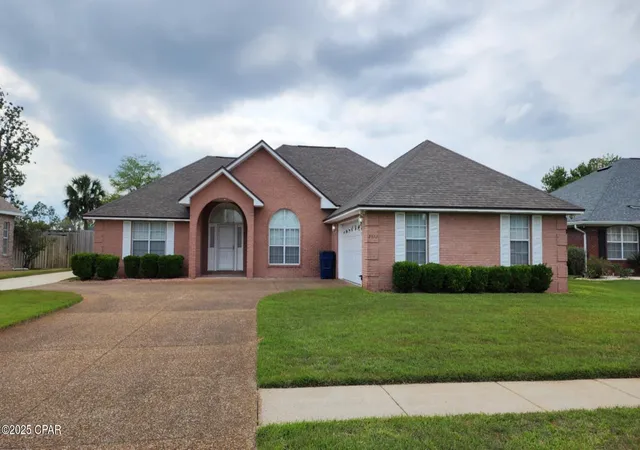 Photo 1 of Single family home for sale at 2513 Parkwood Dr, Panama City, FL 32405 | MLS# 777802 | Listing updated on 2026-08-24