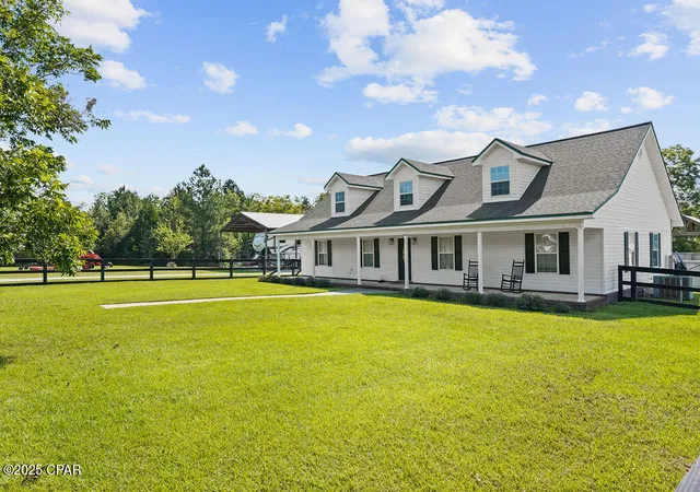Photo 3 of Single family home for sale at 1528 Hilltop Dr, Bonifay, FL 32425 | MLS# 766166 | Listing updated on 2026-10-06