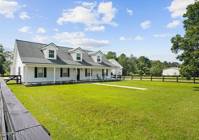Photo 3 of Single family home for sale at 1528 Hilltop Dr, Bonifay, FL 32425 | MLS# 766166 | Listing updated on 2026-10-06