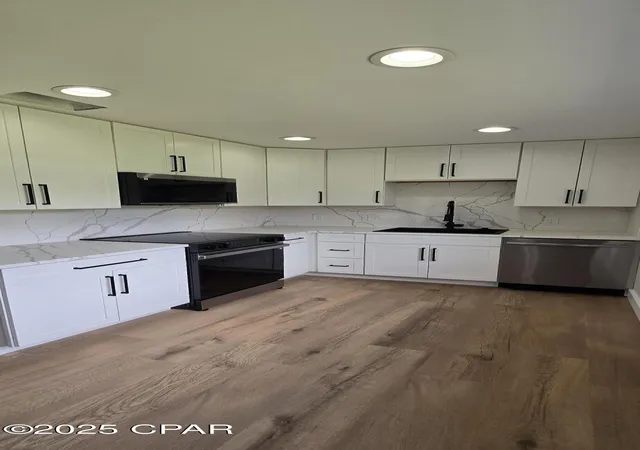 Photo 3 of Single family home for sale at 109 Concord Cir, Panama City, FL 32405 | MLS# 777955 | Listing updated on 2026-09-08