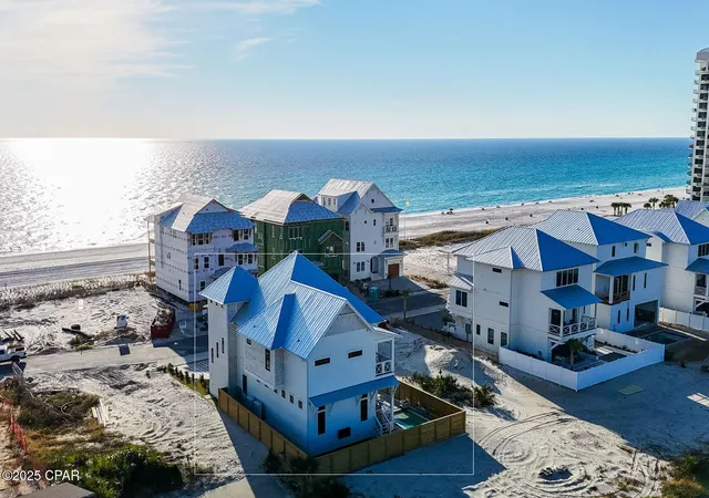 Photo 2 of Single family home for sale at 5928 Gulf Dr, Panama City, FL 32408 | MLS# 778169 | Listing updated on 2026-08-27