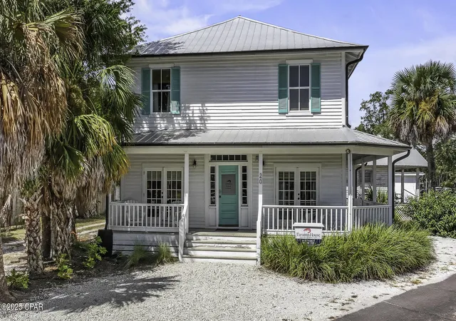Photo 1 of Single family home for sale at 20 4th Street, Apalachicola, FL 32320 | MLS# 779623 | Listing updated on 2026-08-20