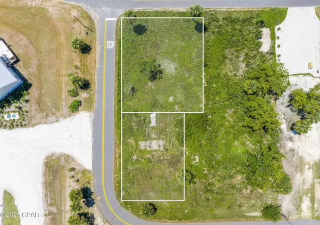 Photo 3 of Sale Pending at 2411 Victoria Ave, Port St Joe, FL 32456 | MLS# 779729 | Listing updated on 2026-09-09