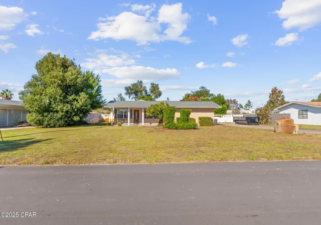 Photo 3 of Single family home for sale at 2506 W 26th Street, Panama City, FL 32405 | MLS# 781712 | Listing updated on 2026-09-08